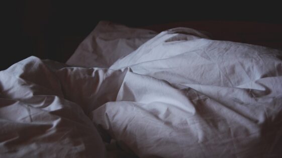 closeup photo of white blanket