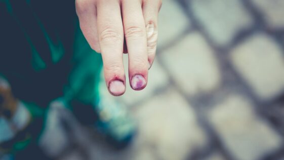 person point two fingers forward